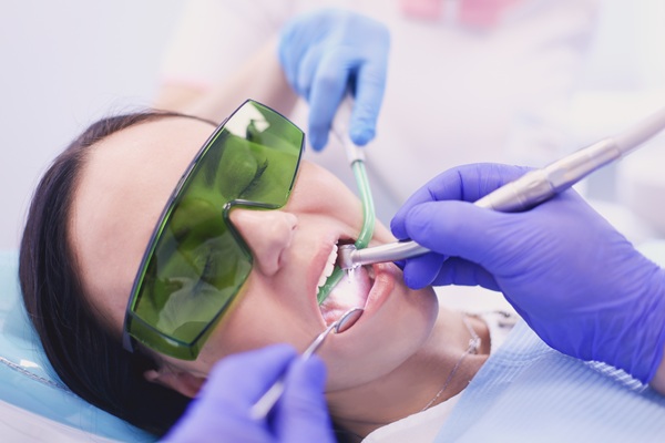 LANAP Laser Dentist Vs Traditional Gum Surgery: What Patients Need To Know